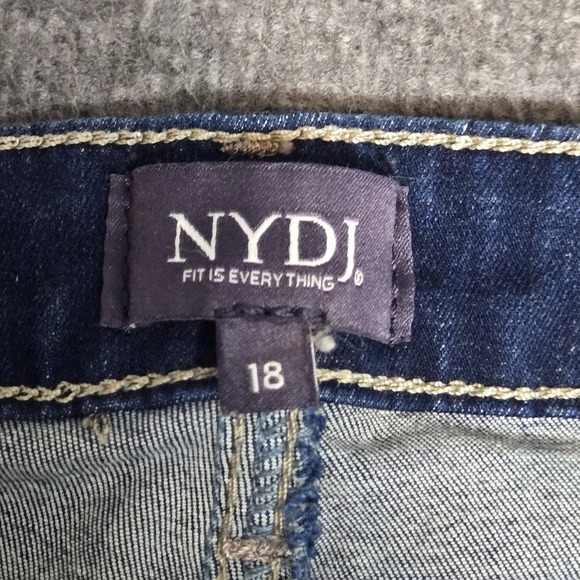 NYDJ Barbara Bootcut Plus Size 18 Blue Classic Stretch Lift Tuck Technology Mom - Picture 1 of 9